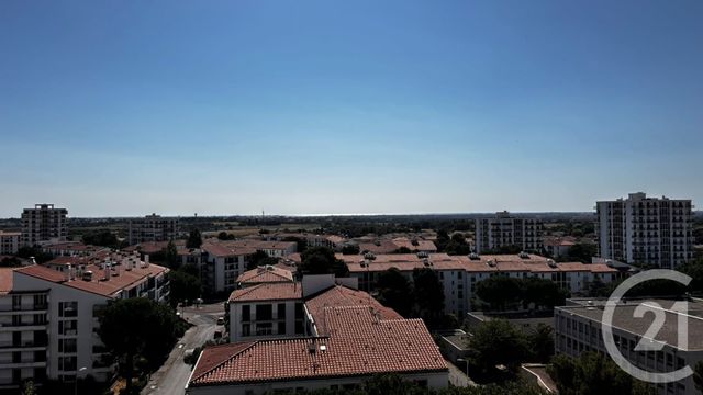 Appartement F2 à louer - 2 pièces - 58.15 m2 - PERPIGNAN - 66 - LANGUEDOC-ROUSSILLON - Century 21 Côte Catalane Immobilier