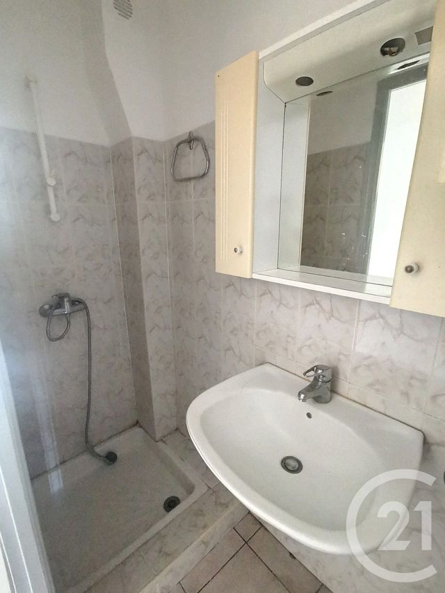 Appartement F1 à louer - 1 pièce - 25.0 m2 - PERPIGNAN - 66 - LANGUEDOC-ROUSSILLON - Century 21 Côte Catalane Immobilier
