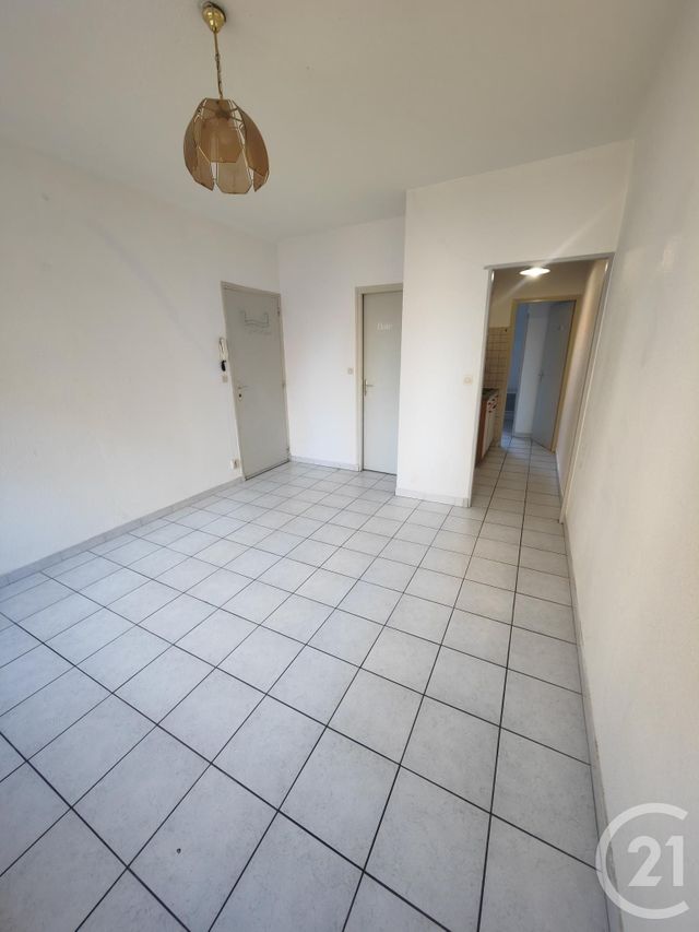 Appartement F2 à louer - 2 pièces - 27.42 m2 - ELNE - 66 - LANGUEDOC-ROUSSILLON - Century 21 Côte Catalane Immobilier