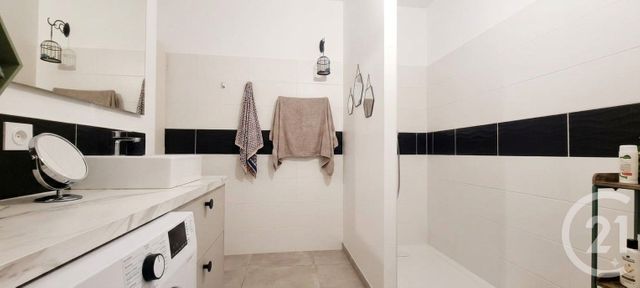 Appartement T3 à vendre - 3 pièces - 59.44 m2 - ARGELES SUR MER - 66 - LANGUEDOC-ROUSSILLON - Century 21 Côte Catalane Immobilier