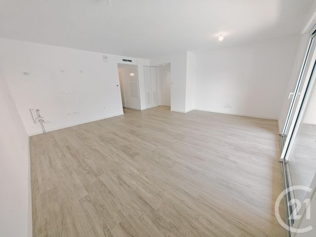 Appartement F3 à louer - 3 pièces - 67.15 m2 - PERPIGNAN - 66 - LANGUEDOC-ROUSSILLON - Century 21 Côte Catalane Immobilier