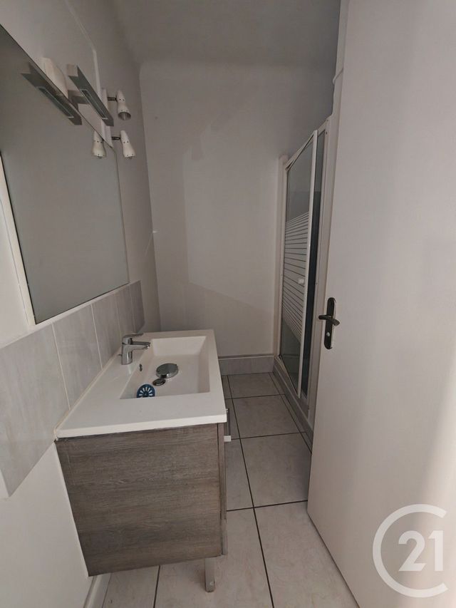 Appartement F3 à louer - 3 pièces - 53.61 m2 - ELNE - 66 - LANGUEDOC-ROUSSILLON - Century 21 Côte Catalane Immobilier