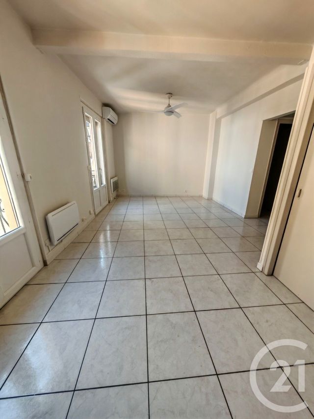 Appartement F3 à louer - 3 pièces - 53.61 m2 - ELNE - 66 - LANGUEDOC-ROUSSILLON - Century 21 Côte Catalane Immobilier