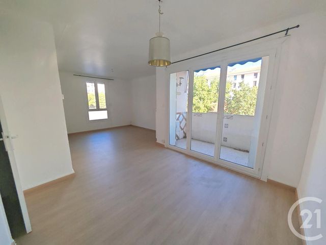 Appartement F3 à louer - 3 pièces - 69.3 m2 - PERPIGNAN - 66 - LANGUEDOC-ROUSSILLON - Century 21 Côte Catalane Immobilier