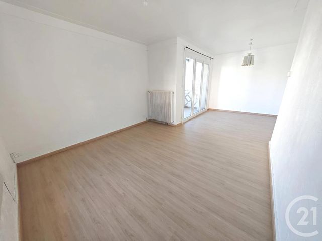 Appartement F3 à louer - 3 pièces - 69.3 m2 - PERPIGNAN - 66 - LANGUEDOC-ROUSSILLON - Century 21 Côte Catalane Immobilier