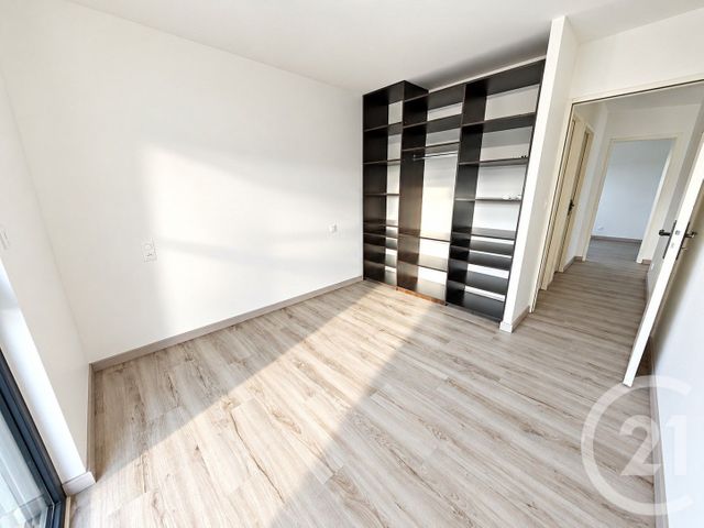 Appartement F3 à louer - 3 pièces - 75.0 m2 - MONTESQUIEU DES ALBERES - 66 - LANGUEDOC-ROUSSILLON - Century 21 Côte Catalane Immobilier