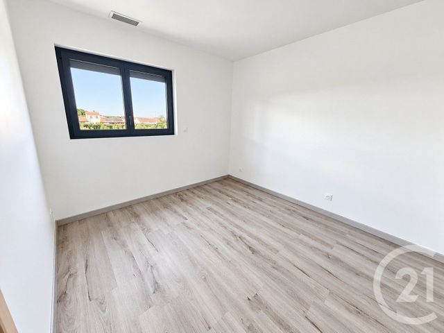 Appartement F3 à louer - 3 pièces - 75.0 m2 - MONTESQUIEU DES ALBERES - 66 - LANGUEDOC-ROUSSILLON - Century 21 Côte Catalane Immobilier