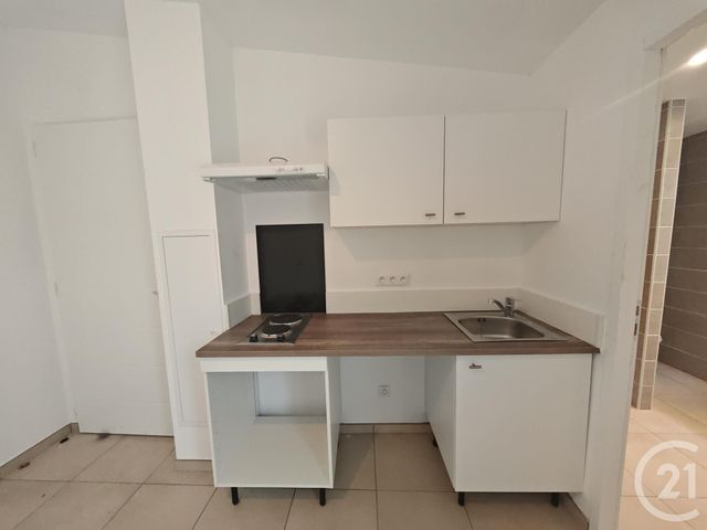 Appartement F2 à louer - 2 pièces - 27.53 m2 - ELNE - 66 - LANGUEDOC-ROUSSILLON - Century 21 Côte Catalane Immobilier