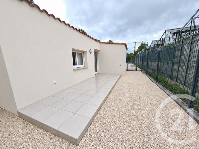 Appartement F2 à louer - 2 pièces - 27.53 m2 - ELNE - 66 - LANGUEDOC-ROUSSILLON - Century 21 Côte Catalane Immobilier
