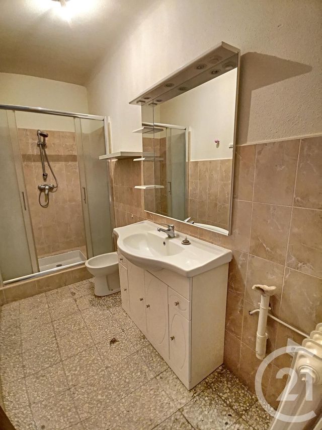 Appartement F3 à louer - 3 pièces - 70.01 m2 - ELNE - 66 - LANGUEDOC-ROUSSILLON - Century 21 Côte Catalane Immobilier