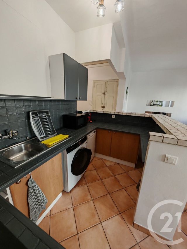 Appartement F3 à louer - 3 pièces - 62.54 m2 - PERPIGNAN - 66 - LANGUEDOC-ROUSSILLON - Century 21 Côte Catalane Immobilier